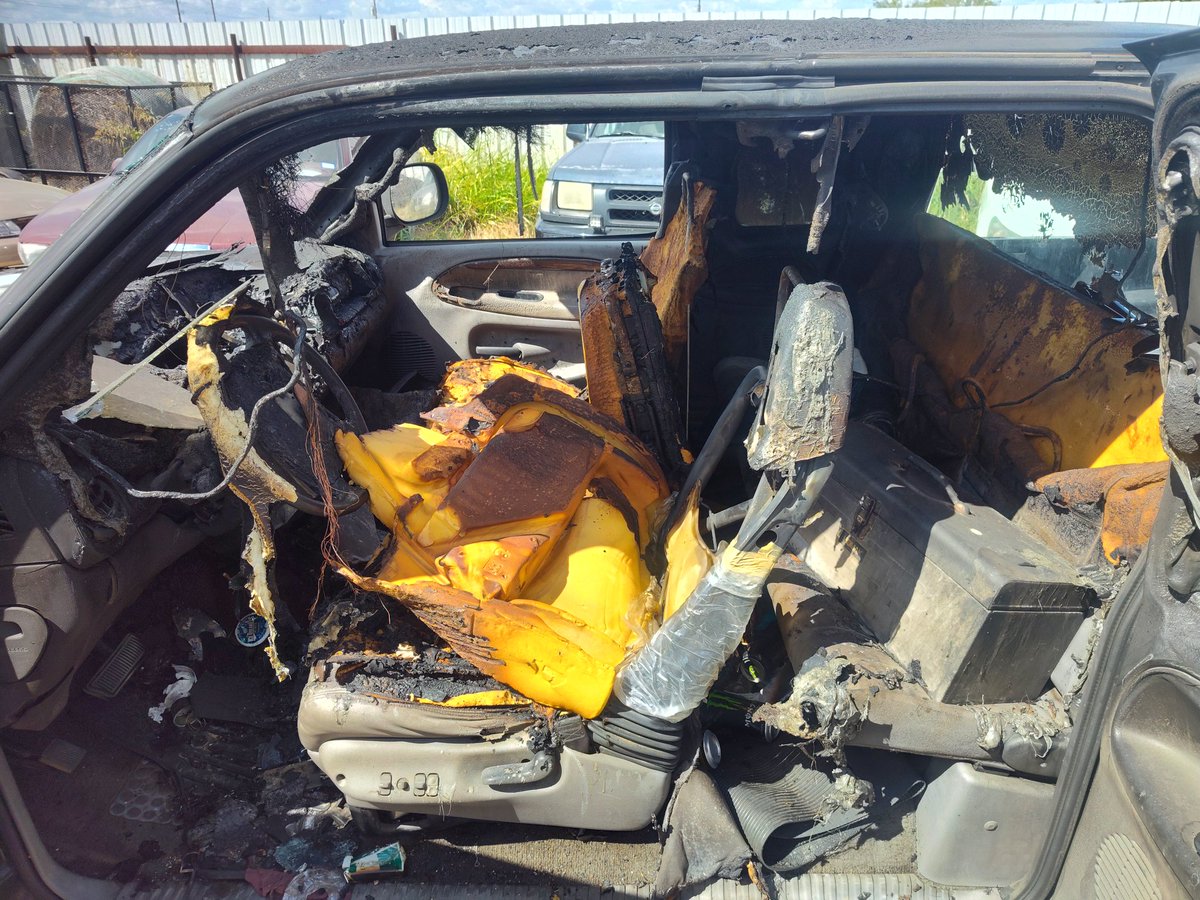 Morphmeta_X's tweet photo. Grandfather passed away. Truck caught fire. All in a matter of three days. https://t.co/rtn2Tful6X