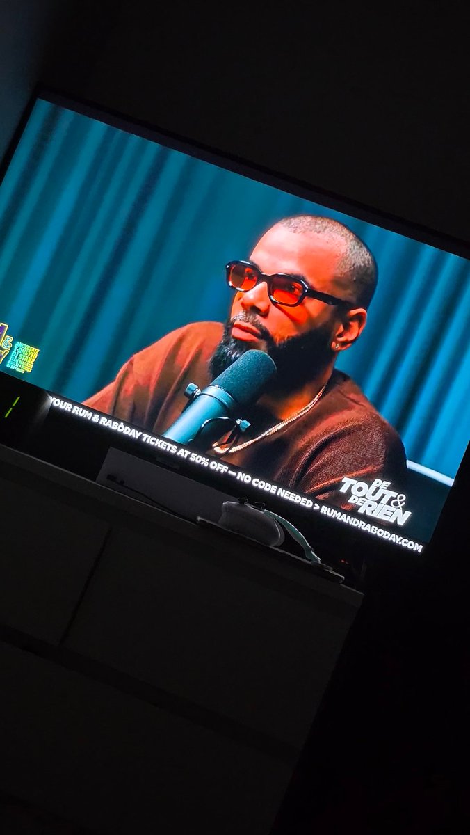 KayluvJB's tweet photo. C'est liveee ! @2toutetderien @djk9_ @carelpedre 💥 https://t.co/M28DnXUBHe