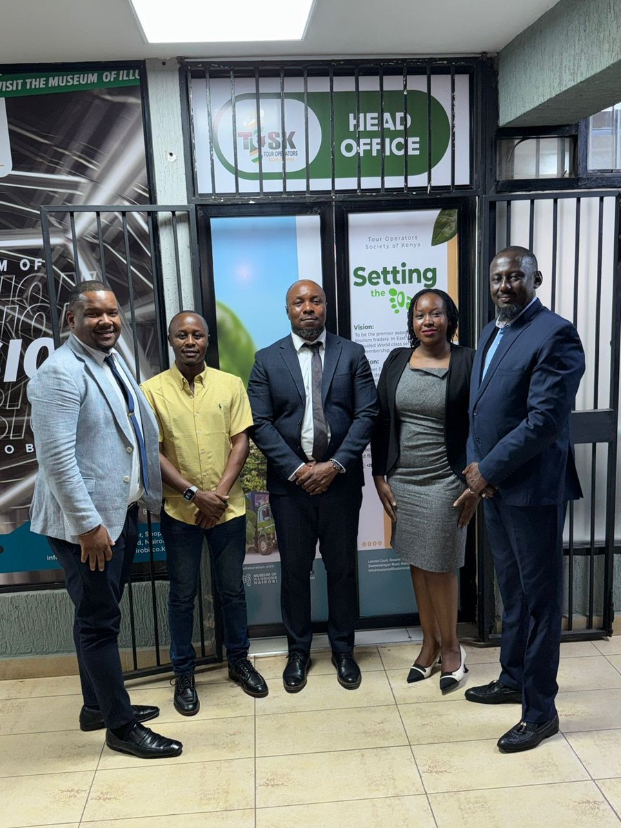 ToskKenya's tweet image. 29th September, TOSK was honored to host the Deputy Chief of Mission, High Commission of Barbados to Kenya Barbados High Commission, Kenyaa -Jovan Reidd, who introduced us to the Director of Emerging Markets, Barbados Tourism Kyle C. Gittenss. 

#tosksettingthepace
#Barbados