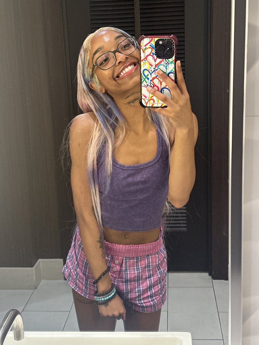 Itskittykix's tweet photo. Being Super Cute For You 😍🧸 https://t.co/rPbaJZi2IJ