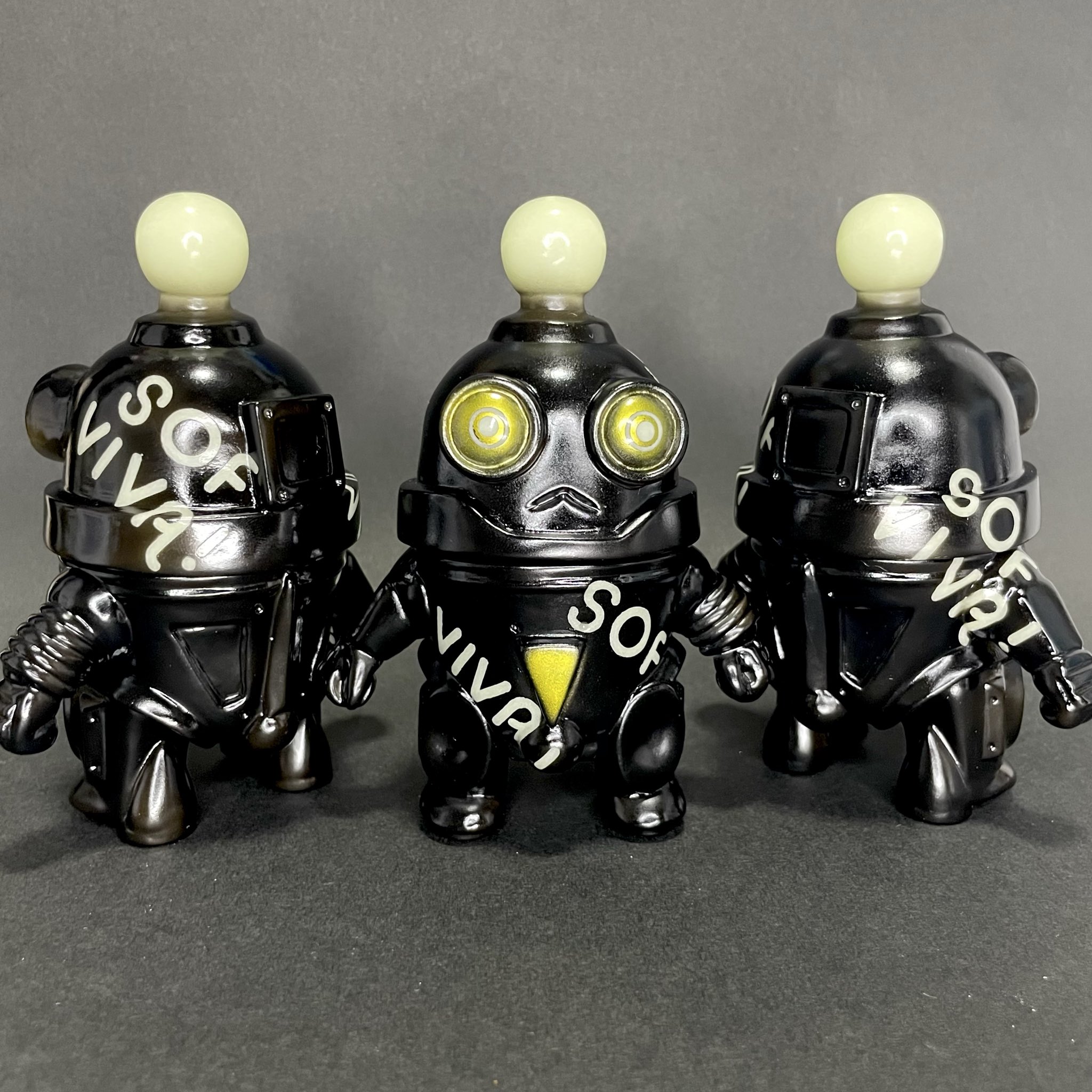 モモジロウ　本気顔　oneup24th限定　ソフビ　新品未開封 モモジロウ 本気顔one up.24th (特製斧が2個付属) - One up. Online Store