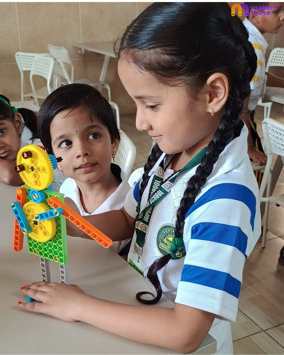 makers_muse's tweet image. Hands-on STEM magic at MakersMuse! 
Kids unlocked gears, built marble runs, and sparked creative problem-solving—all while having fun and learning together. Future innovators at work! 
 #STEMeducation #MakerLab #KidsCanCreate