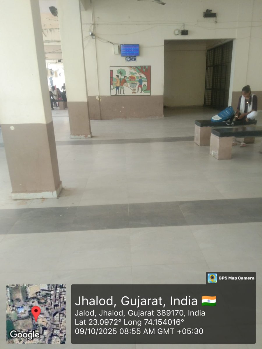 GSRTCDCGodhra's tweet image. ઝાલોદ બસ સ્ટેન્ડ ને સ્વચ્છ રાખીએ સુંદરતામાં વધારો કરીએ. @CMOGuj @sanghaviharsh @OfficialGsrtc 
#SwachhataHiSeva2025 
#SwachhBharat 
#Swachhotsav 
#NirmalBharat 
#Nirmalgujarat 
#SHS2025
#sbmugugarat