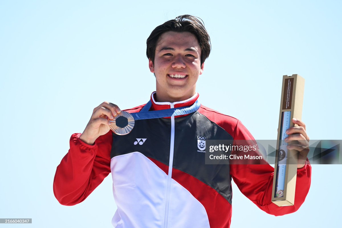 LendasOlimpicas's tweet photo. Maximilian Maeder, Singapura 🇸🇬.
Vela. Formula Kite, masculino.
3º lugar.
Jogos Olímpicos, Paris 2024 🇫🇷.
#maximilianmaeder #singapore #olympics #paris2024 #legend #sailing #formulakite #bronze #marseille #paris #olympicgames #sgp https://t.co/mbZBBVWV29
