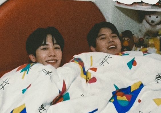 YW012311's tweet photo. so cute ! 🚀🔹◾️🔸 https://t.co/8fnz2Hz3Sa
