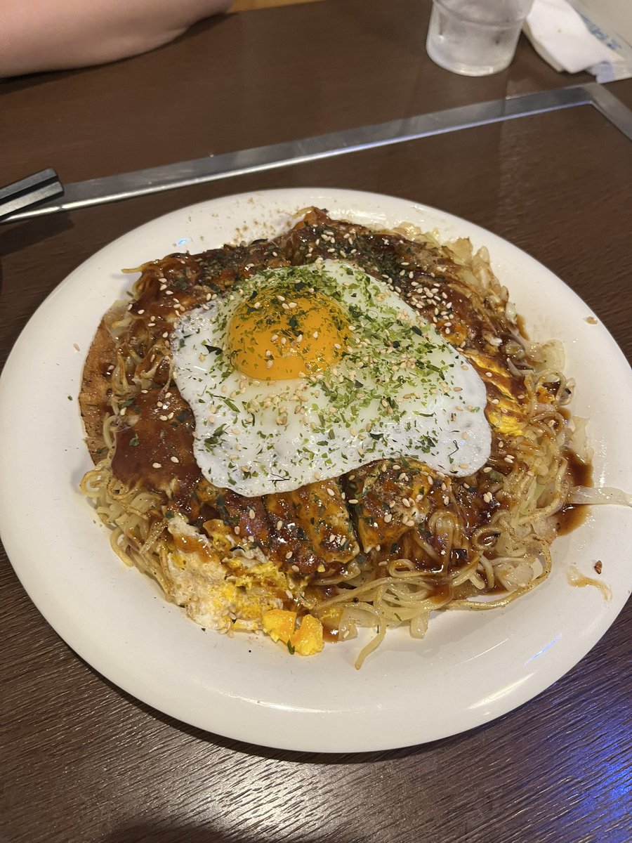 430v8's tweet photo. やっぱこの時期は月見だね！ https://t.co/3qRlbMFZtE