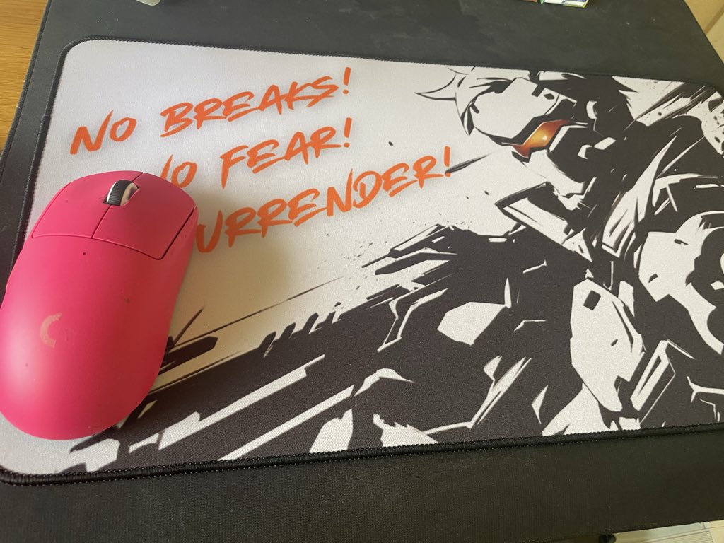 ow_unsouRein's tweet image. @silence_next  さんマウスパッド無事届きました！ありがとうございます！