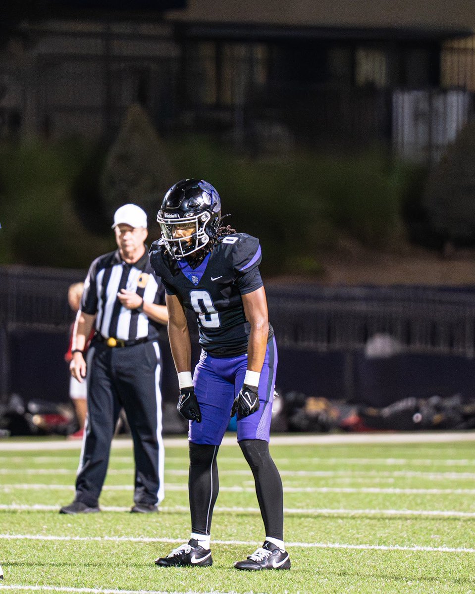 Here are my mid- season highlights! <a href="/RCHSCougarsFB/">RCHS Football</a> #ridewithrancho 

hudl.com/v/2SvsX5