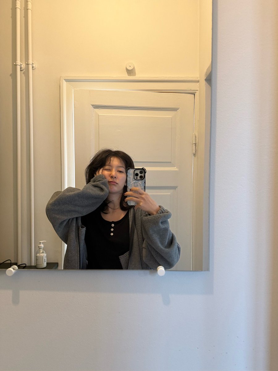 missing her so much i hope shes resting well &lt;3