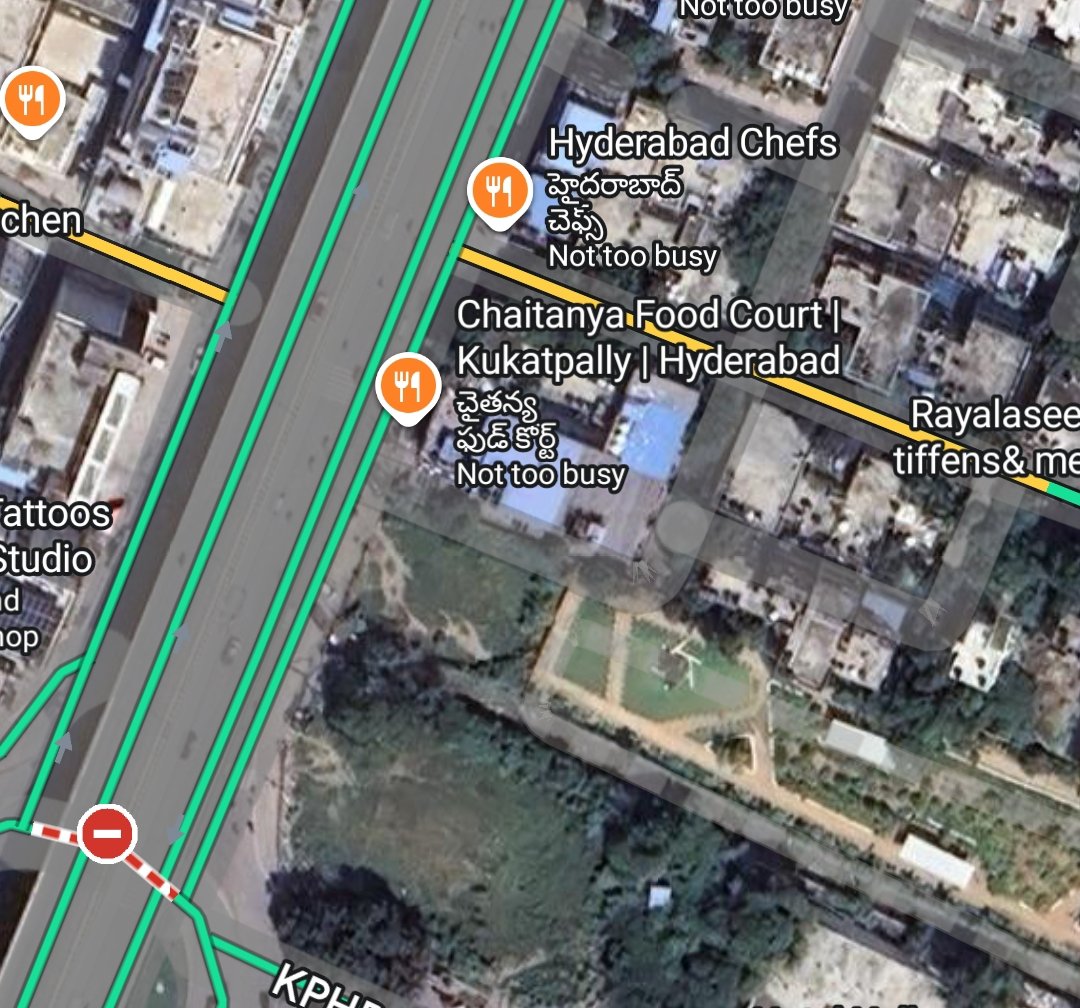 abhinavaduri9's tweet image. #KPHB Plot Auction 💰

726 sq.yd commercial land near Chaitanya Food Court sold at ₹2.47L/sq.yd (₹17.96Cr total).

Just 3 months ago, similar plots in the area sold for ₹3 lakh per sq. yd.

Officials plan 2.5x land value hike post elections (max 60% of market).

#Hyderabad