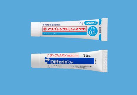 imaikazuomi_dr's tweet photo. 🚨イソトレチノインの目的外だったり安易な利用はやめてください🚨

イソトレチノインはリスクがあります。そのためまずファーストチョイスとしてはイソトレチノインよりマイルドな皮脂抑制治療の選択肢を選ぶべきです。

【外用薬】
・レチノイド外用薬：ビタミンA誘導体で、肌のターンオーバーを促し、毛穴の詰まりを防いで皮脂分泌を抑えます。アダパレンなど。
・アゼライン酸：抗菌作用や抗炎症作用に加え、角化を正常化し、皮脂分泌を抑える効果があります。

【内服薬】
・ビタミンC製剤：ビタミンCの持つ抗酸化作用により、皮脂の過剰分泌を抑える効果があります。シナールなど

・抗生物質：静菌作用と、皮脂の成分である遊離脂肪酸の産生を減らす作用があります。ただし、長期の使用は耐性菌のリスクがあるため、医師の指示に従う必要があります。ビブラマイシンなど。

例外として女性だけになりますがスピロノラクトンは、ニキビ治療において皮脂の過剰分泌を抑制する効果があります。この作用は、特にホルモンバランスの乱れが原因で起こる成人女性の難治性ニキビに有効とされています。