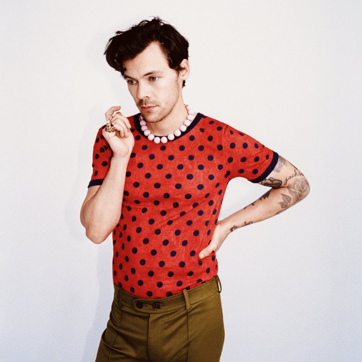 theHScrave's tweet image. 👑 | Yesterday, on October 8th, @Harry_Styles was the 7th biggest Spotify monthly listeners gainer in the top 100 artists despite last releasing any music 1238 days ago!