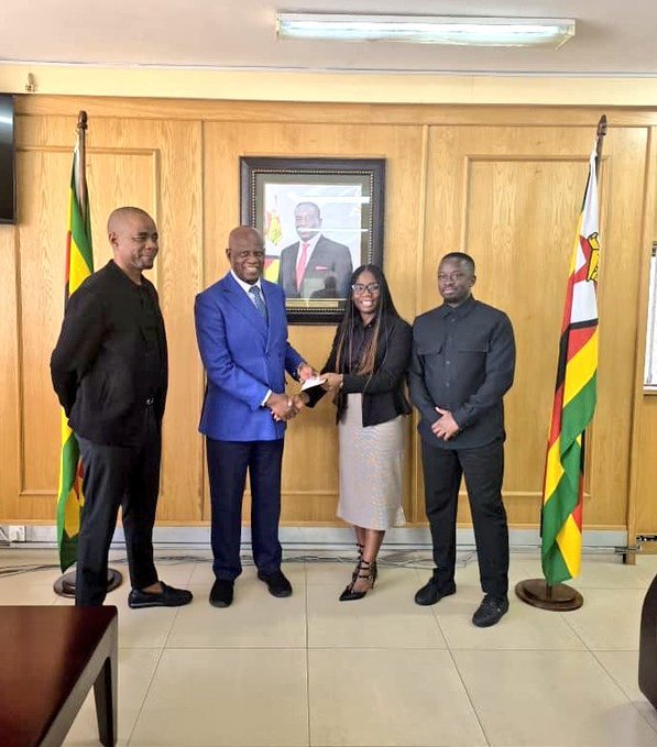 Tinoten53374277's tweet photo. SA Deputy Mabuza’s Daughter Donates US$50,000 to ZANU PF Conference

On Monday, 6 October 2025, Dr. Precious Mabuza — daughter of the late South African Deputy President Cde David Dabede Mabuza donated US$50,000 on behalf of FS Mining to support the upcoming ZANU PF 22nd National People’s Conference set for 13–18 October in Mutare. 

Dr. Mabuza, the company’s CEO, was accompanied by her brother David Mabuza Jnr and FS Mining executives.

FS Mining, a South African chrome mining firm operating in Zvishavane, plans to establish a chrome washing and smelting plant in Zimbabwe, reflecting confidence in President Emmerson Mnangagwa’s “Open for Business” policy.