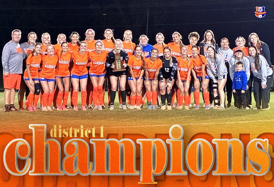 MCHS_LMS's tweet image. First year and first trophy in the 1st District! 🏆 #LMS