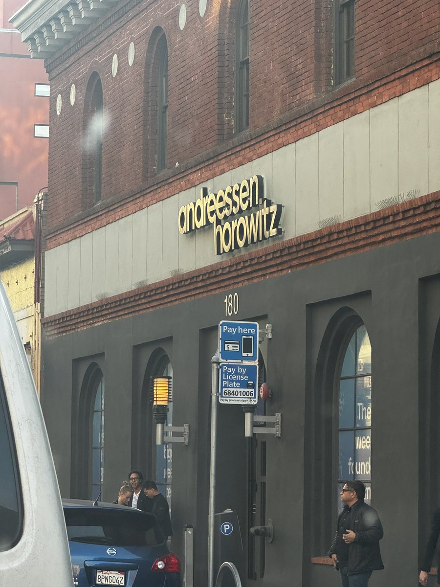 KellyLSoderlund's tweet image. Always trips me out to see a16z in Hipmunk’s old office space. Good reminder of the cyclical nature of SF tech scene.
So many amazing memories that could have literally been Silicon Valley episodes made there. Also, it’s next to Saison and we used to scheme ways to become…