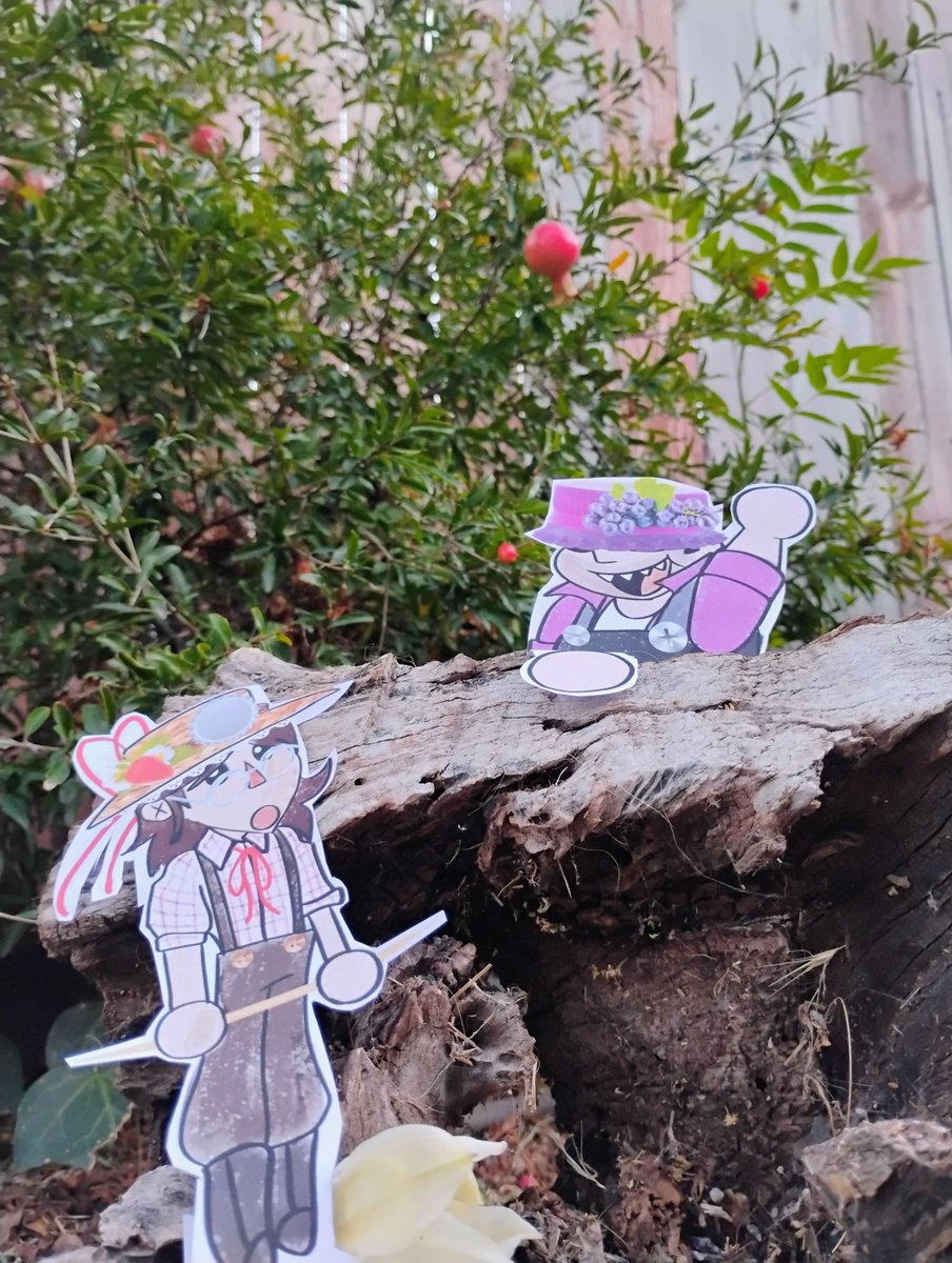 day 69 🍓🍇

#AUctober DAY 8: QUAINT CRAFTS