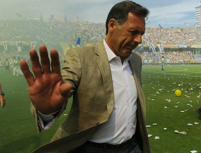 Siempre te plantaste en todas y dejaste la vida en el futbol, demostraste lo que es ser un guerrero Miguel. Sos parte de la gloria eterna de nuestra historia. 
Gracias.