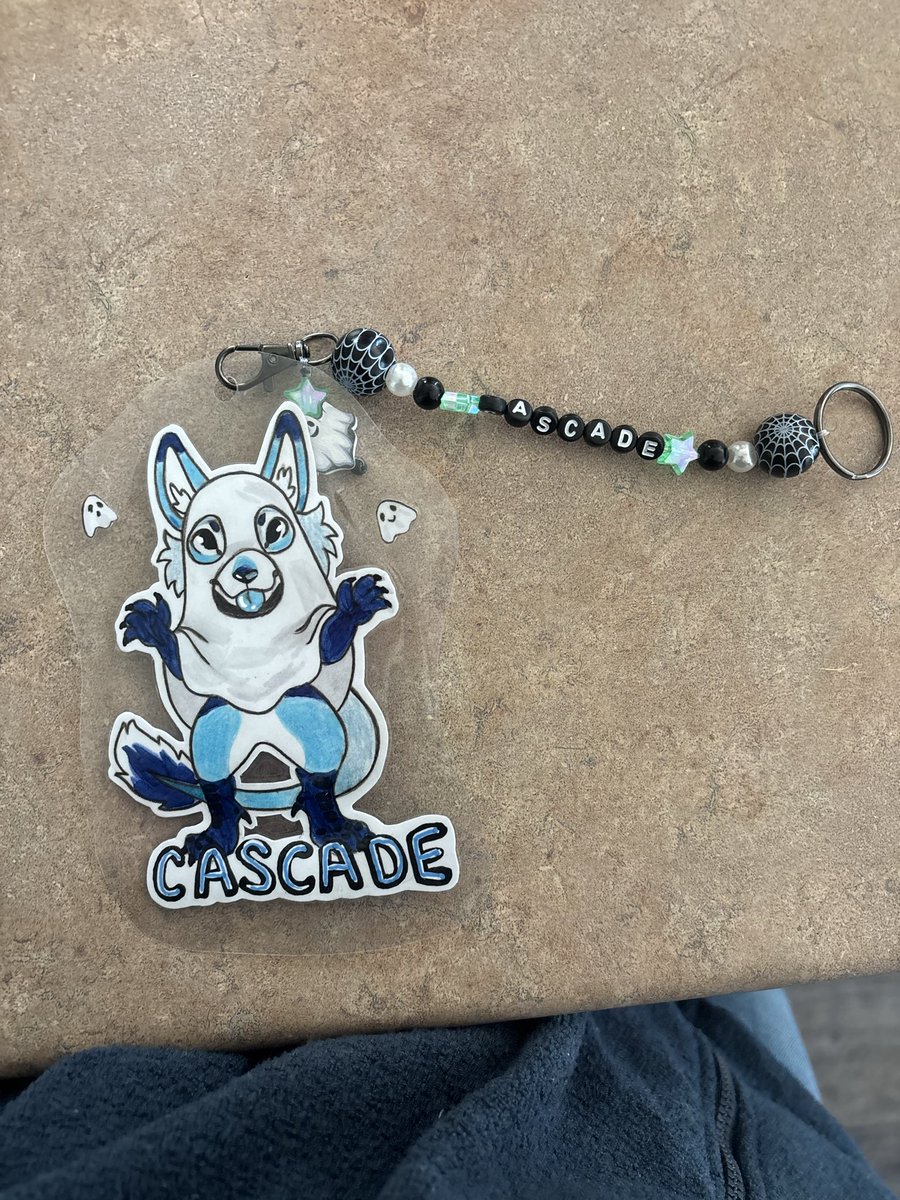 judithdocks1's tweet photo. Just got the sweetest gift ever from @Aces406 thank you so so much!! https://t.co/0qwOBVCsQK