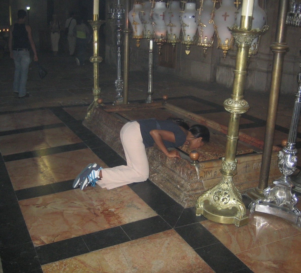 Me praying in Israel for peace in 2006 at the  Church of Mary in Jerusalem during the war with Lebanon. Long term prayers, matter. Respect and ❤️ #katievibes