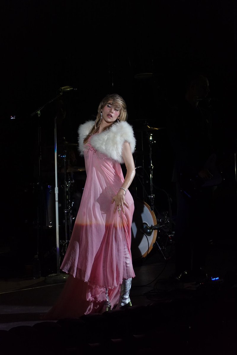 em (@sukimilkteeth) on Twitter photo 