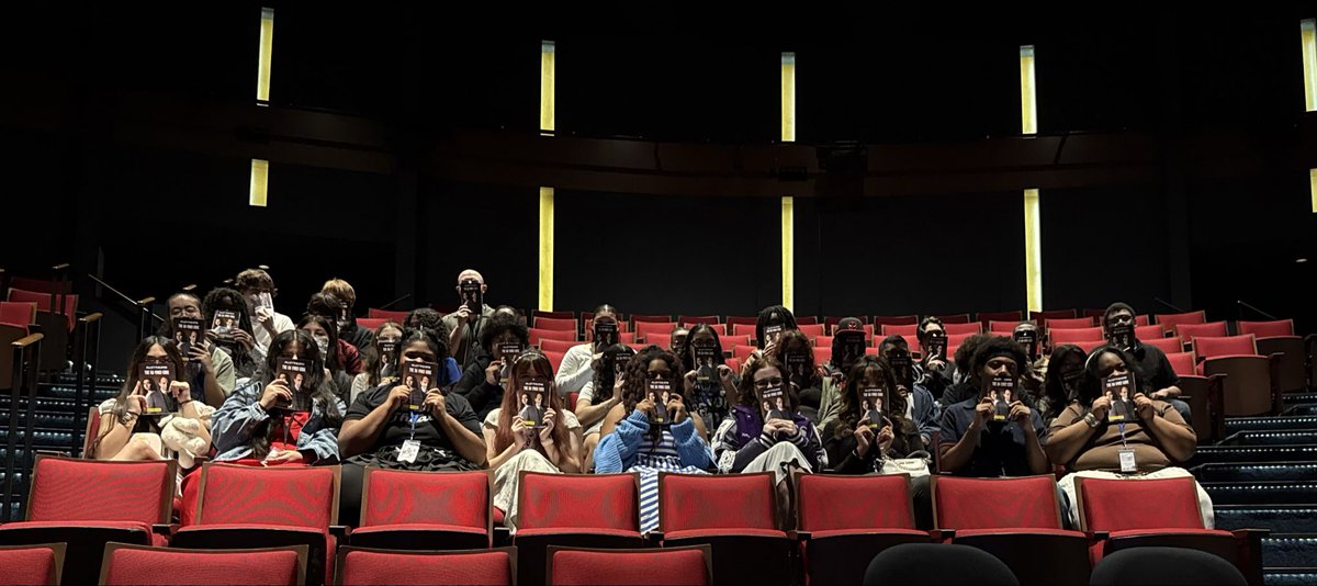 We took our <a href="/HumbleISD_HHS/">Humble High School</a> Theatre students to see The Da Vinci Code <a href="/alleytheatre/">Alley Theatre</a>. For most, it was their 1st professional play! 🎭
They gasped, laughed, and even shed a few tears. #AlleyTheatre #WeAreHumble