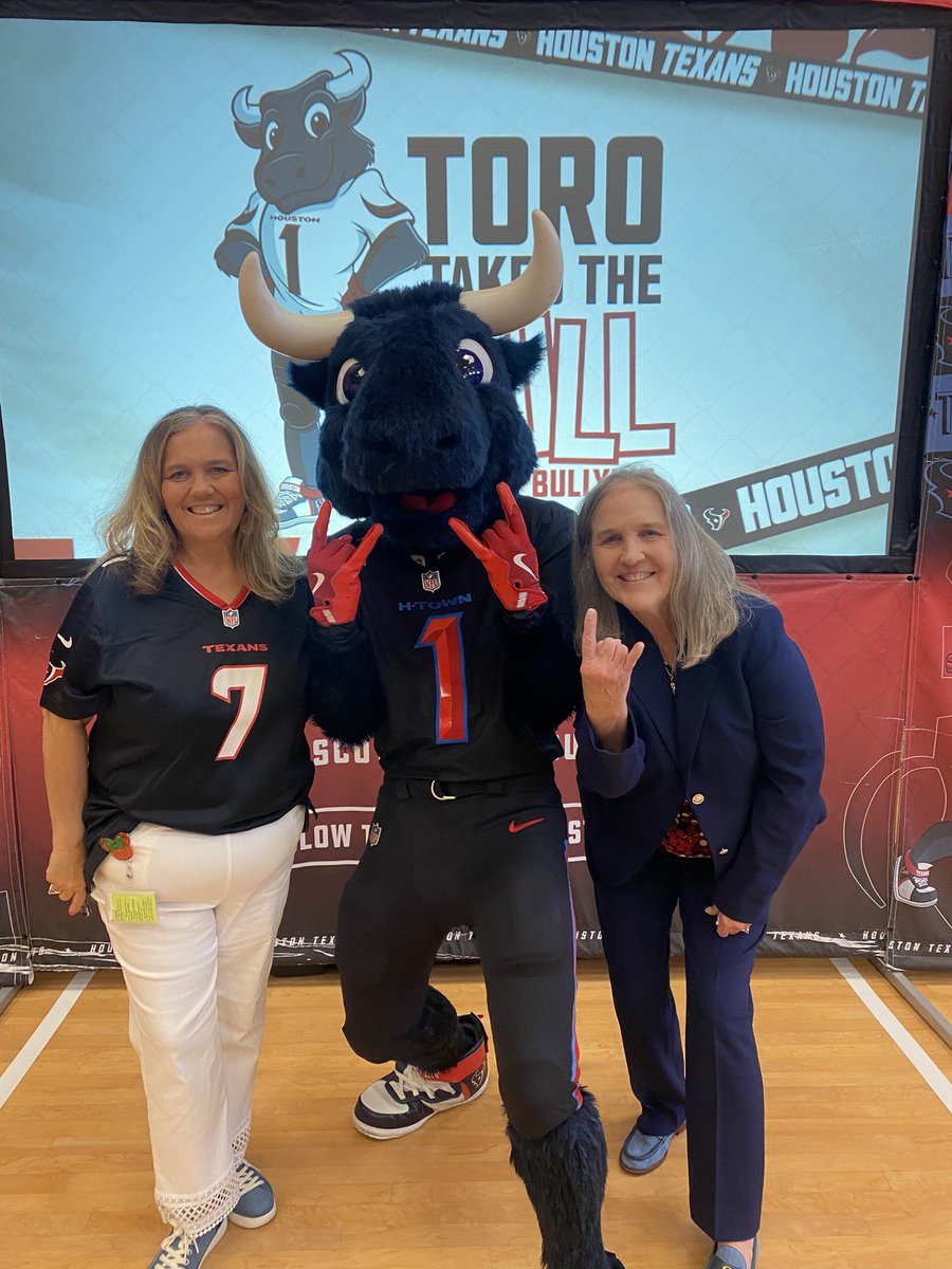 Sandy Varner tweet media