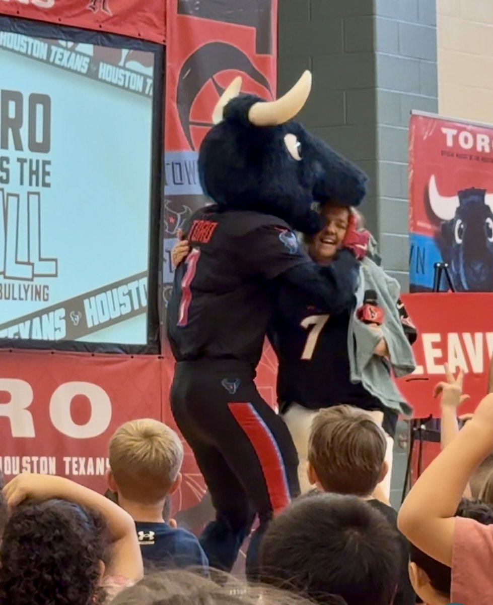 Sandy Varner tweet media