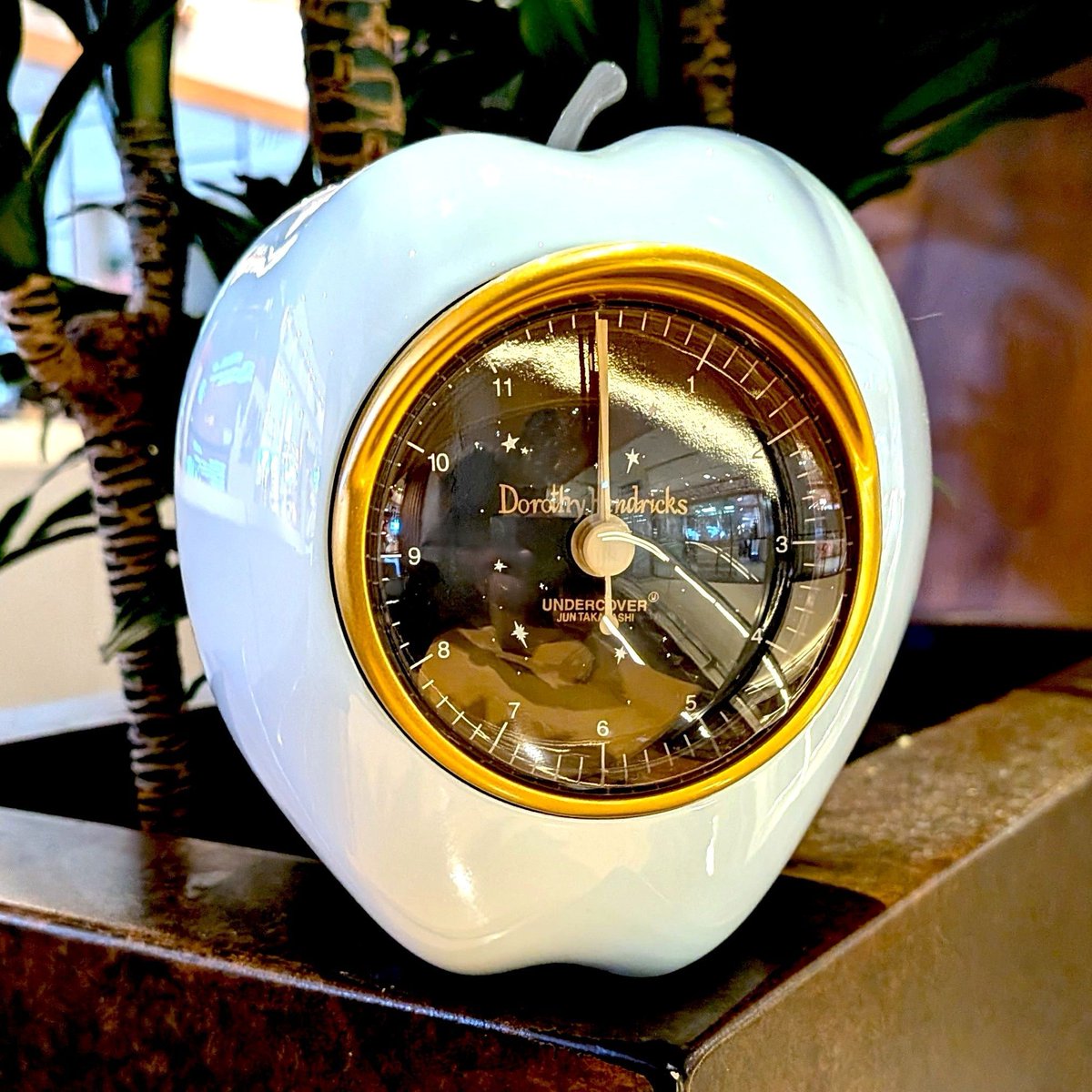 UNDERCOVER×MEDICOMTOY GILAPPLE CLOCK GILAPPLE CLOCK | Dorothy Hendricks
