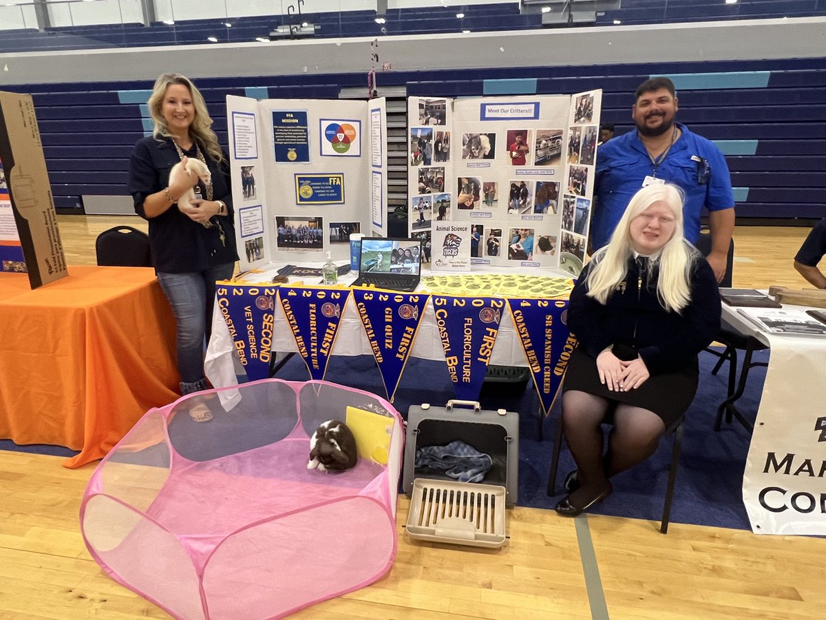 CTECCISD's tweet image. Great CCISD Pathways Expo highlighting our CTE programs &amp;amp; providing information to future students!