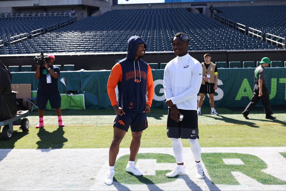 Group for the week:

Sunday @ 11a 
.
.
Tap in for details