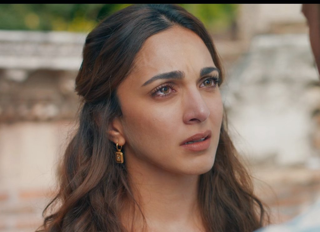 . <a href="/advani_kiara/">Kiara Advani</a> slaying in #War2