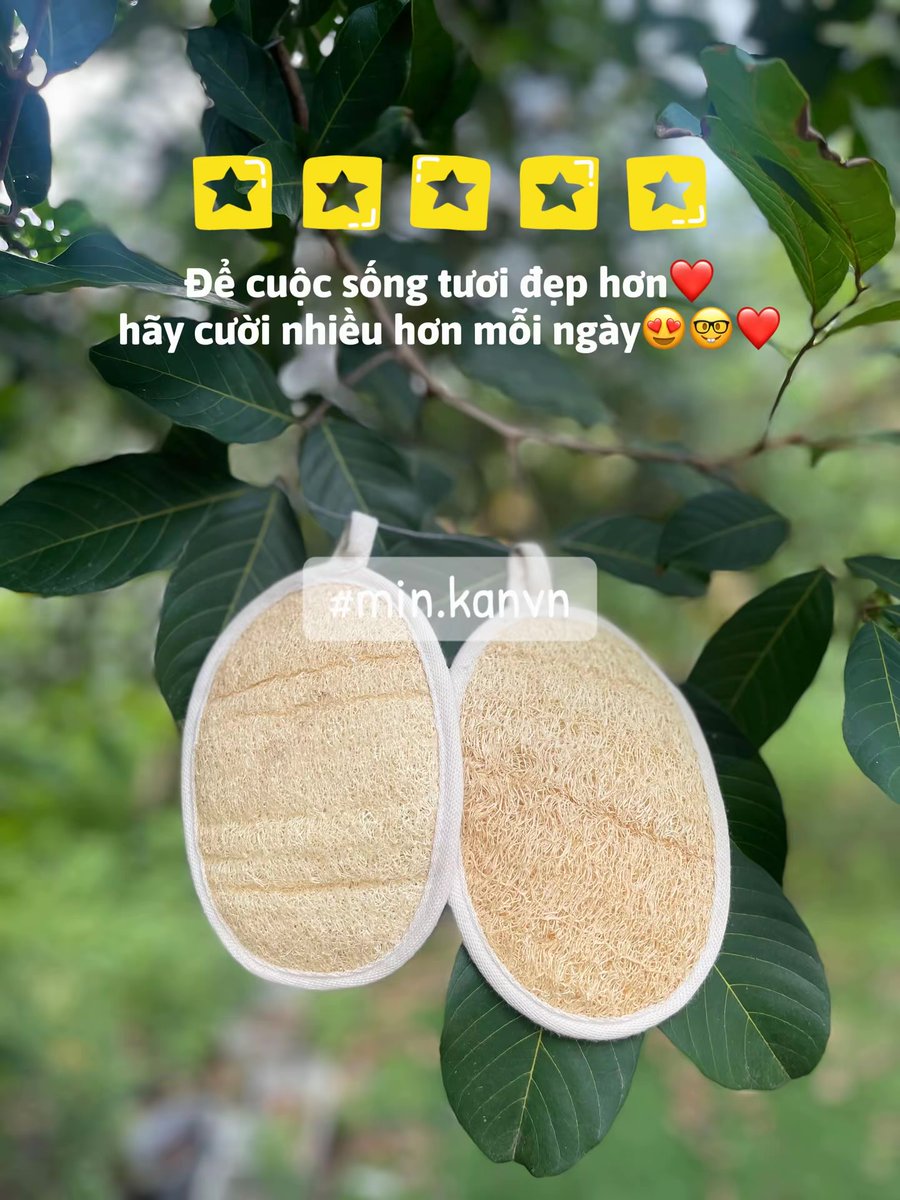 MinKanVN's tweet photo. ❤️❤️ Để cuộc sống tươi đẹp hơn
hãy cười nhiều hơn mỗi ngày nhé 😍😍
🍀🍀Và nhớ sử dụng bông tắm xơ mướp để làn da của bạn được sạch mịn màng nhaaaa😍😍😍

#minkanvn #bongtamxomuop #camon https://t.co/YgJcjucBL2