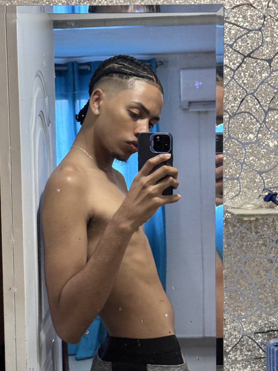 Lexz (@itzz_lex1) on Twitter photo 