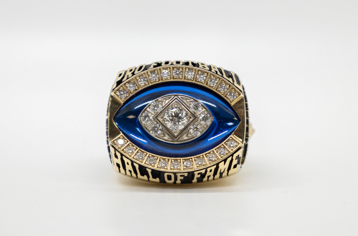 ProFootballHOF's tweet image. 🚨NEWS🚨
This Sunday, during the Raiders vs. Titans game, Class of 2025 Hall of Famer Eric Allen will be honored with his Hall of Fame Ring of Excellence, created by @kayjewelers.