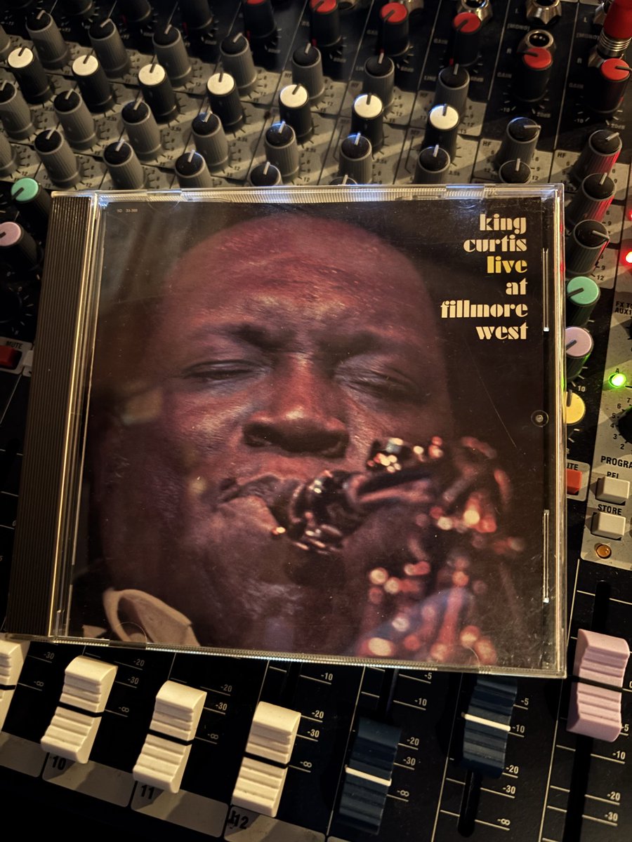 10/9(木)

おはようございます

風がありますが晴天の釧路
スパイシー料理をご用意してお待ちしております

本日も和顔愛語

☀️ランチタイム
11:00〜15:00
(14:45 L.O)
【ランチ限定】
1,200円以上のお会計、最寄りのパーキング駐車券ご提示で200円キャッシュバック

🌙バータイム
18:00〜深夜1:00