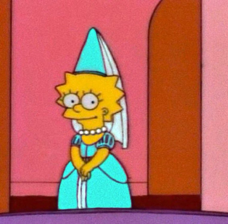There’s only one queen and she wears a teal dress