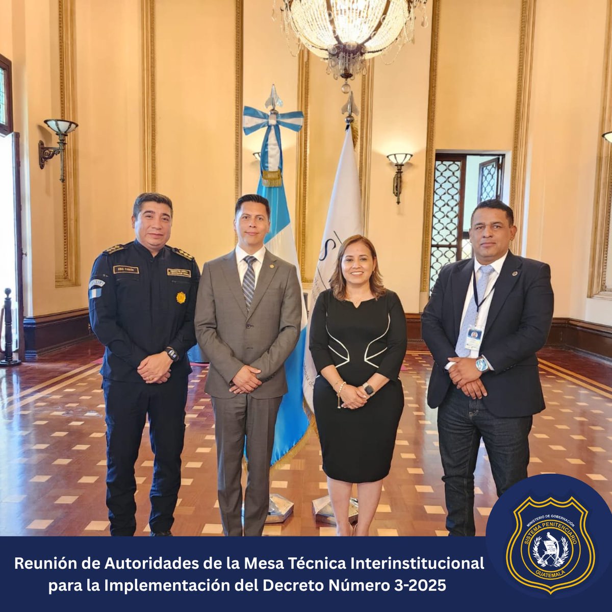 _SPGuatemala's tweet image. El DG de la #DGSP, Ludin Astolfo Godínez, participó en la reunión de la Mesa Técnica Interinstitucional para la Implementación del Decreto Número 3-2025 del Congreso de la República, el cual tiene como objetivo regular las visitas de niñas, niños y adolescentes a los centros.
1/3