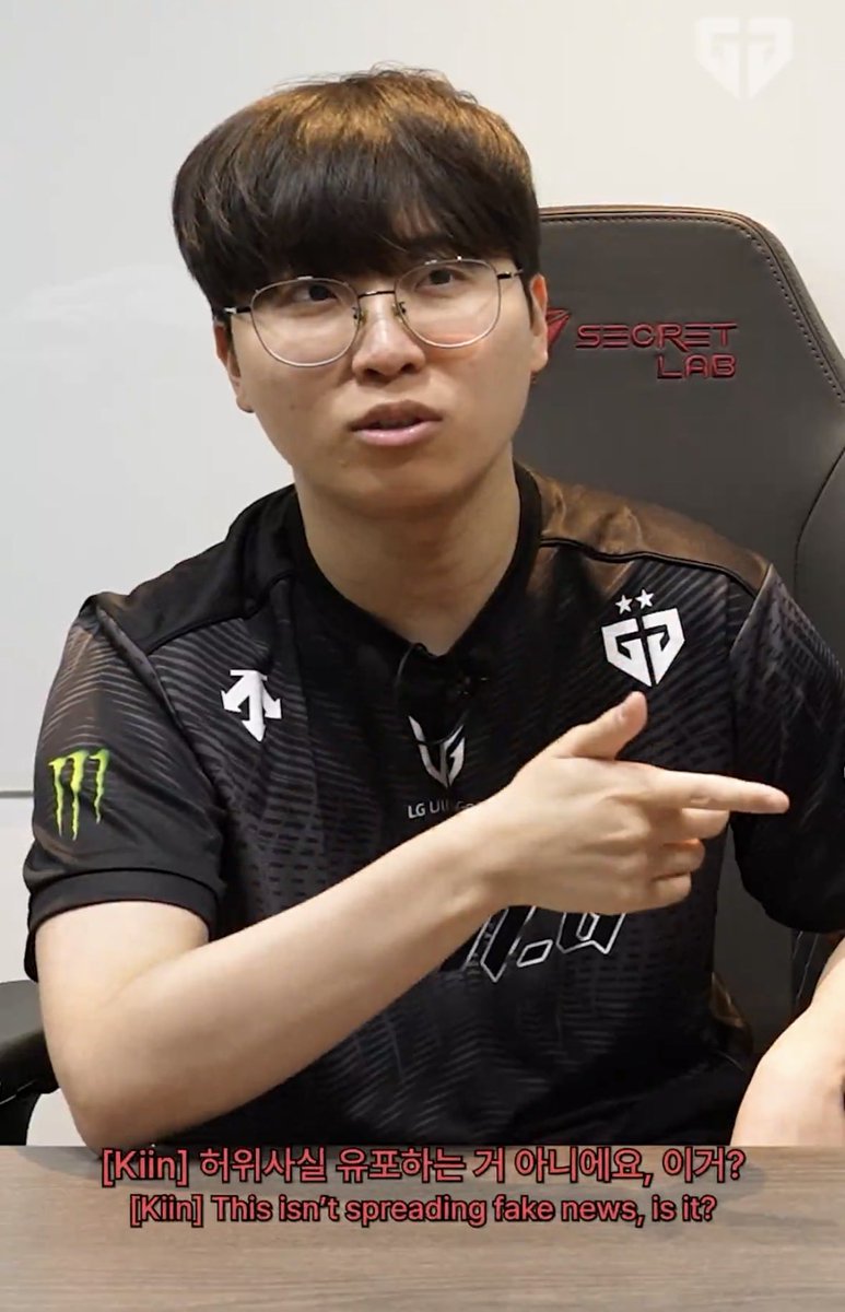 𝐷𝑜𝑔𝑔𝑦𝐹𝑖𝑛🕯️ (@4_14doggyfin) on Twitter photo 