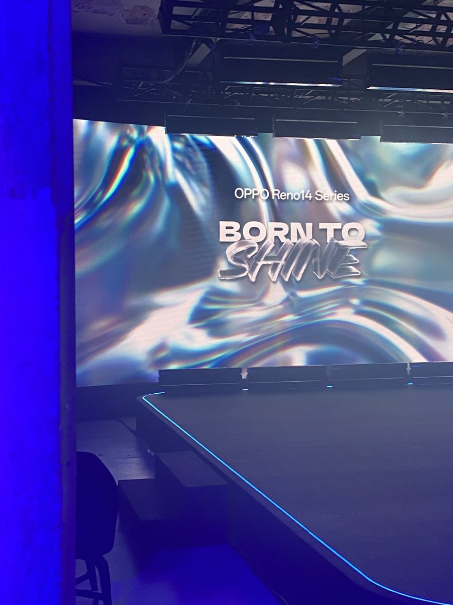 fer1616's tweet image. En la presentación de #opporeno14series Interesante apuesta para gama media ($9,999) enfocada en Life and Style @OPPOMexico @theciu