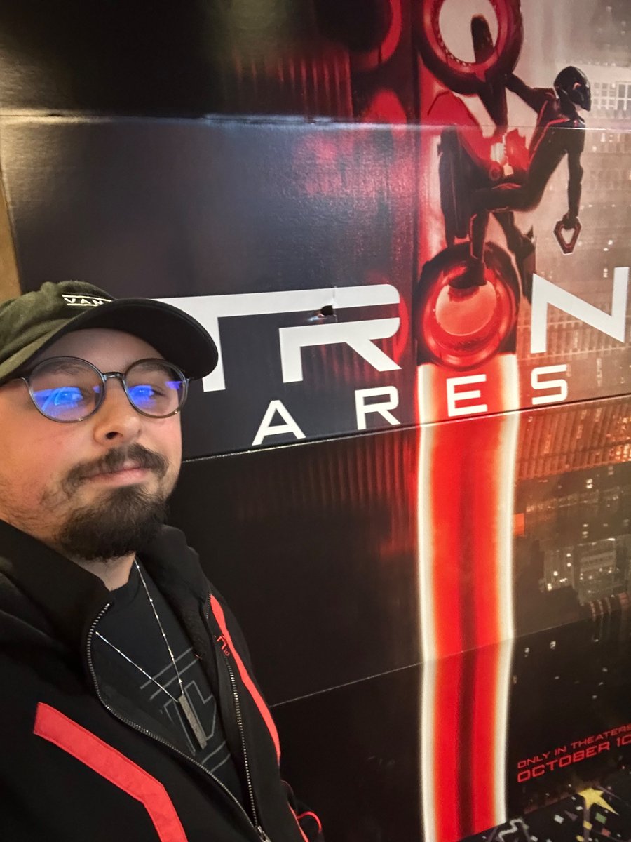 b o n e s tweet media