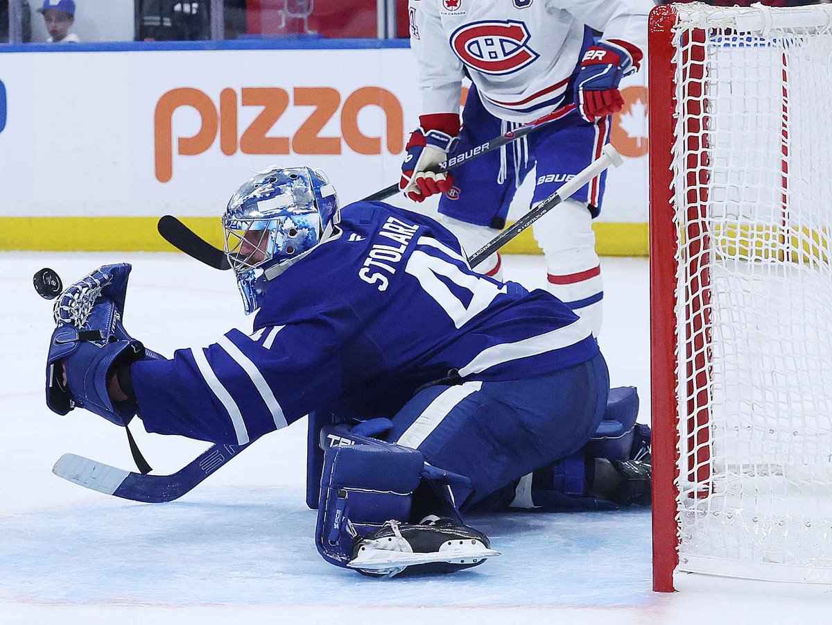 SteveRussell's tweet image. The 48th Highlanders marched in to open the Toronto Maple Leafs season. 
The @MapleLeafs opened the season with a 5-2 win over the Montreal Canadiens.
#leafsnation #mapleleafs