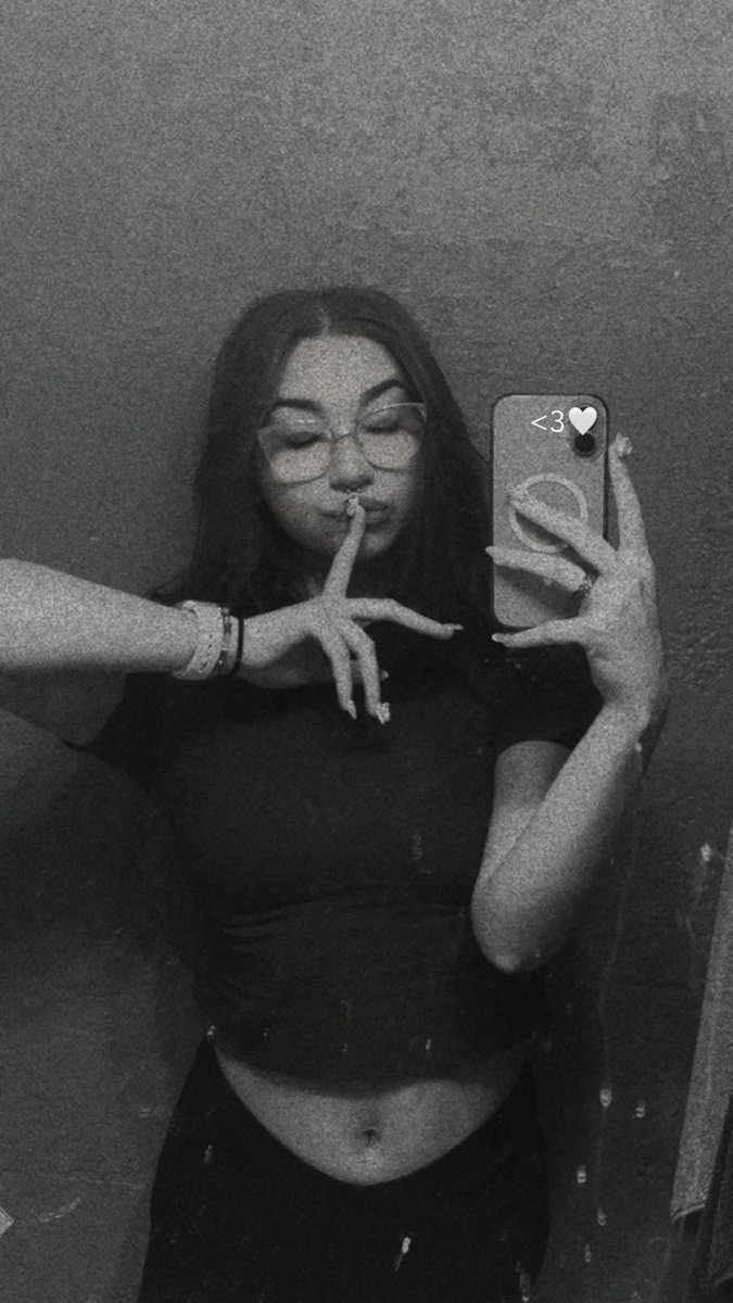 luuvruby's tweet image. ⋆. 𐙚 ˚ hi :3 looking for moots / girly friends ⋆. 𐙚 ˚
────୨ৎ────
⊹♡ ruby , 22 , she/her
⊹♡ league , ow , rivals +
⊹♡ sanrio , anime , horror , music , pokémon +
𑣲 i like to yap sometimes 𑣲
♡ / ↻ to be moots ^-^
#promotwt • #moothunting • #moothunt •…
