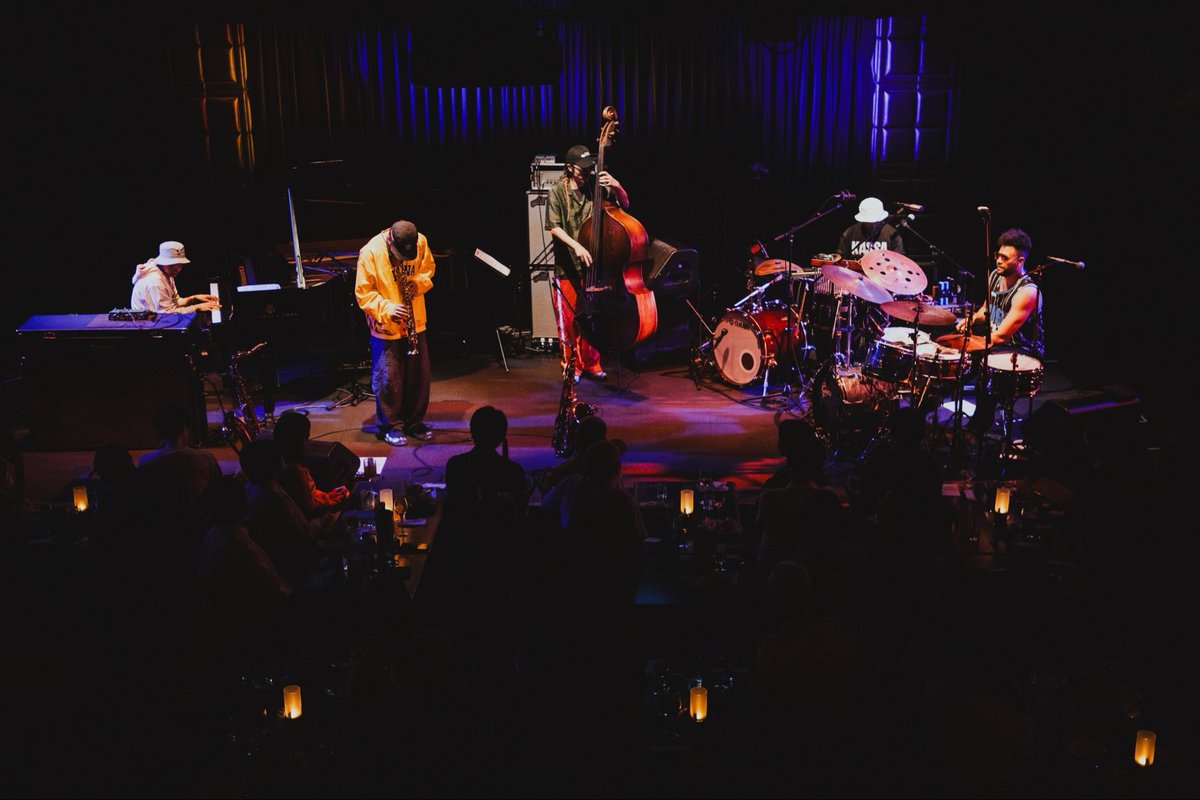 beatink_jp's tweet photo. ✷ Kassa Overall

初日公演のライブレポートが到着！
過去から未来へ、音が旅する
カッサ・オーバーオール『CREAM』が描く音楽のタイムトラベル
✍️ https://t.co/l4STURaAm3

Photo by Tsuneo Koga
text by 風間一慶

9日、10日のチケット発売中！
🎫 https://t.co/s6VlO0GoRx https://t.co/Huk9uQACfu