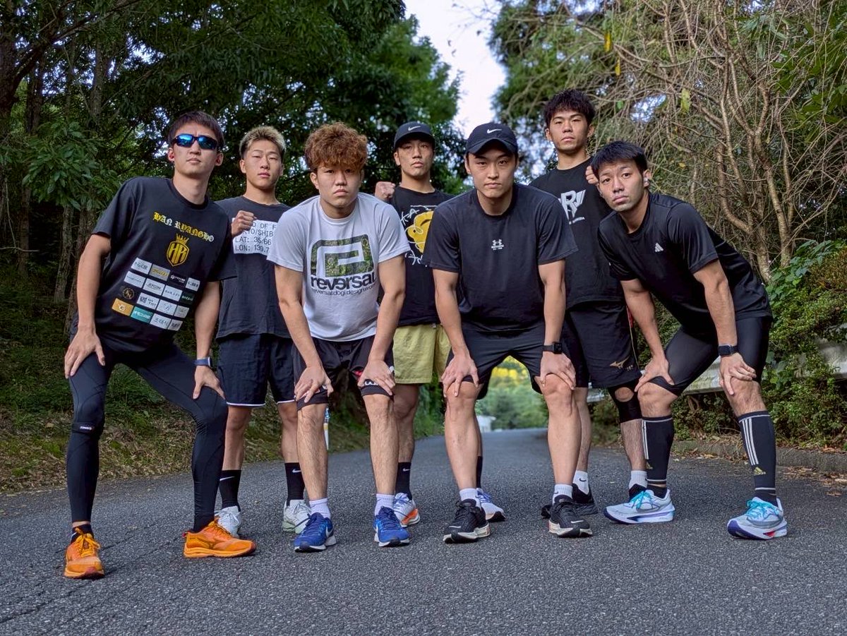 H_vertex97's tweet photo. 昨日から始まった佐賀キャンプ🏃‍♂️💨
キャンプに参加するのは六島ジムに入ってから3回目になります。
今回も参加できることに感謝！！

西田さんを除いたら、みんな後輩😅
後輩たちに負けないように、佐賀の魅力を堪能しながら、楽しく厳しくしっかり追い込みます！！ https://t.co/uFJ0utISWW