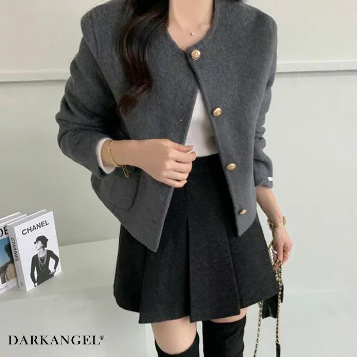 めちゃくちゃかわいいアウター見つけた…🥺anuansとかの雰囲気にぴったりなのに5000円でおつりくるってまじ🥺？？