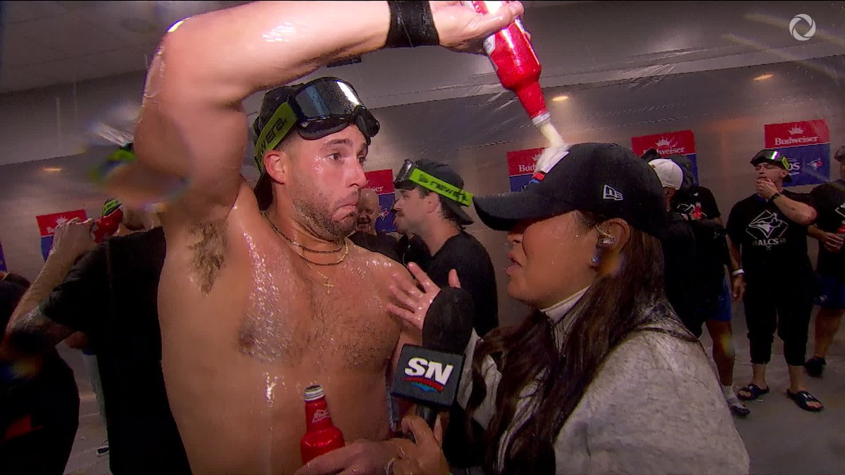 😭 <a href="/thehazelmae/">Hazel Mae</a>