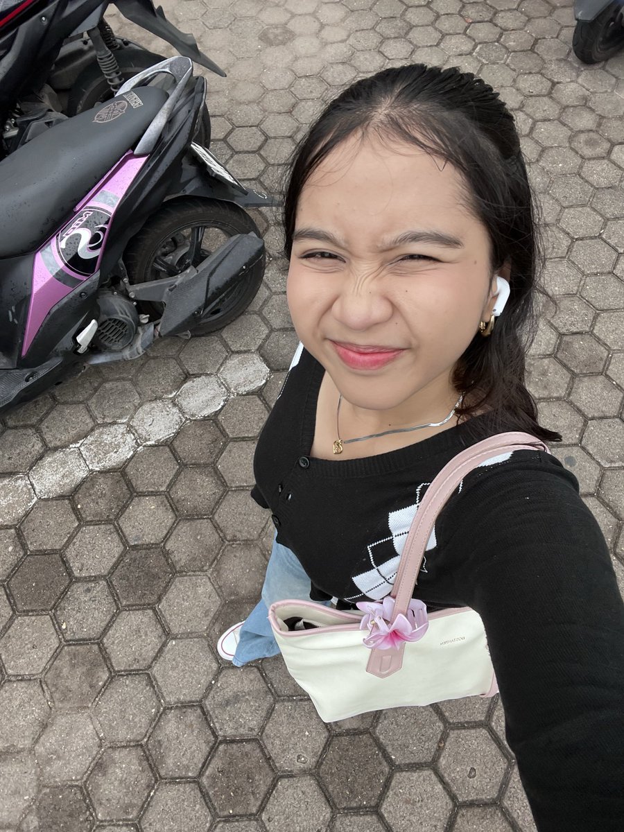 Sylvia Alodia tweet media