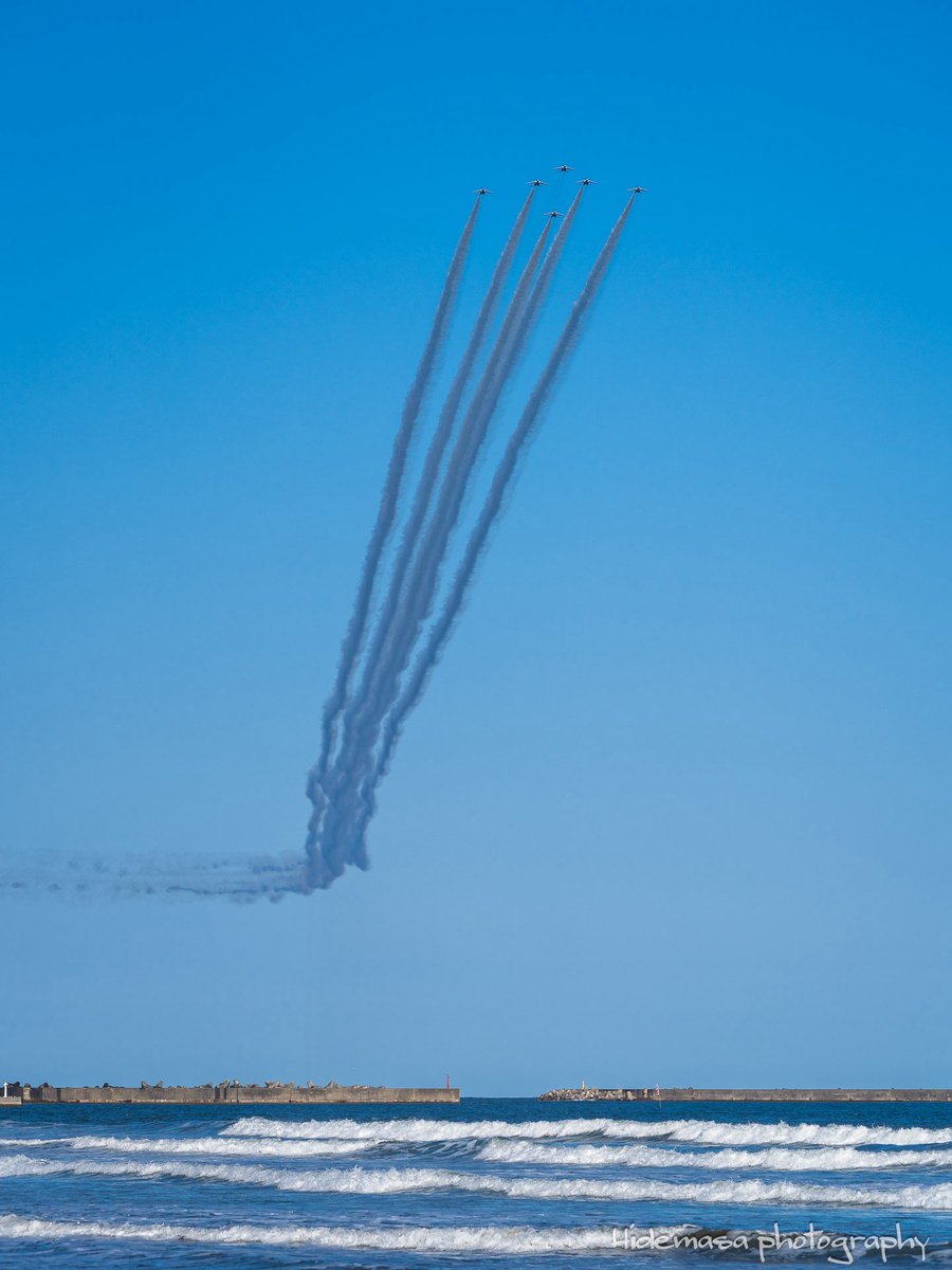 Hi_DesignFocus's tweet image. 大洗花火大会
ブルーインパルス展示飛行

#大洗花火大会 2025
#ブルーインパルス