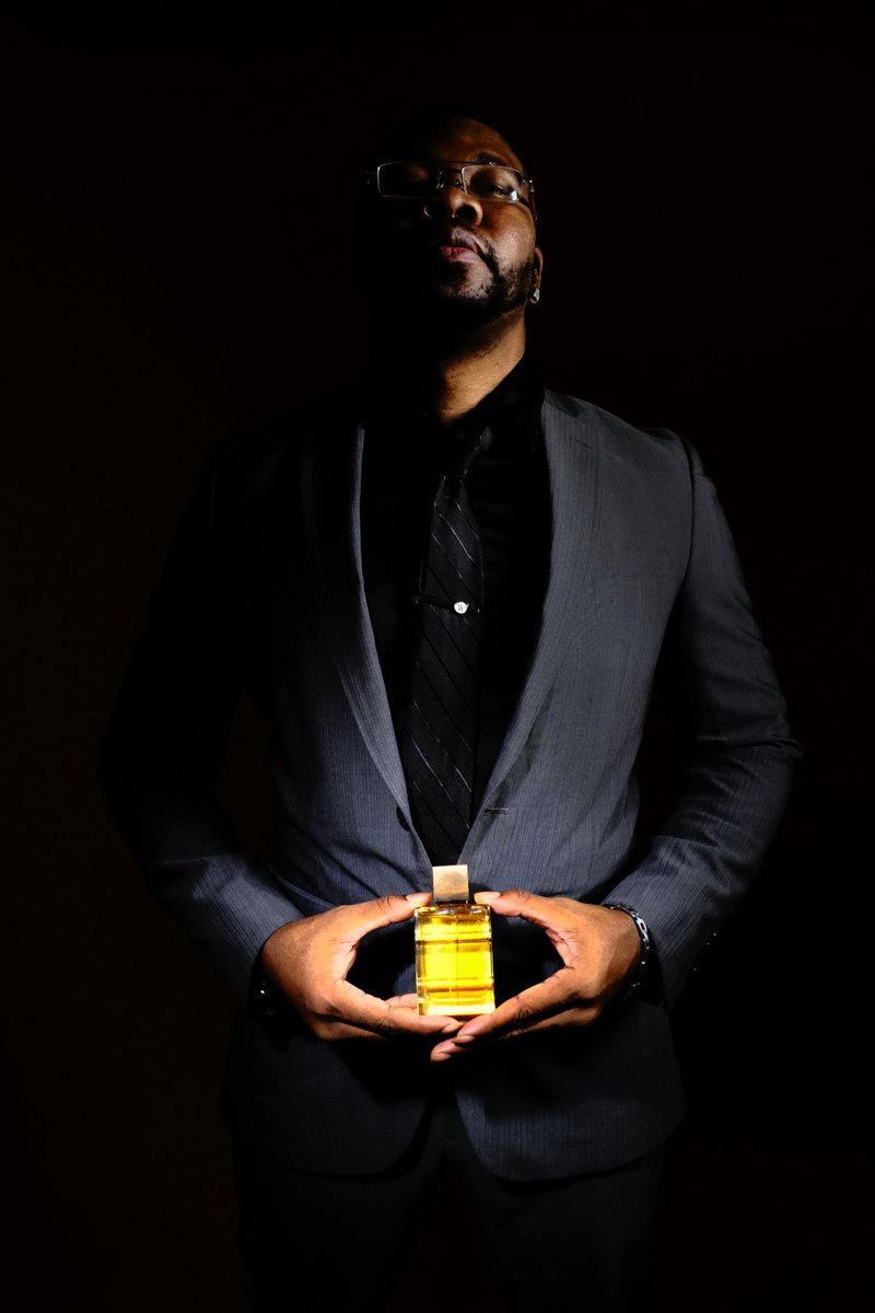 PlatinumGodfath's tweet image. Hey, what's really good?! I would really appreciate your guys love and support if you vote for me for style icon. Please and thank you! You can vote free every day for the next 7 days!
#styleicon #malemodel #handsome #male #modeling
styleicon.org/2025/daniel-wi…