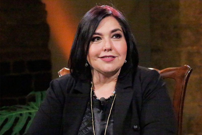 ErnestoGuerra_'s tweet image. El riesgo de repetir lo que nos destruyó de María Emilia Molina

“Me refiero a dos extremos peligrosos: descalificar
automáticamente a los nuevos juzgadores solo por haber sido electos, y aplaudir ciegamente a quienes provienen de la carrera judicial sin revisar el fondo de sus…